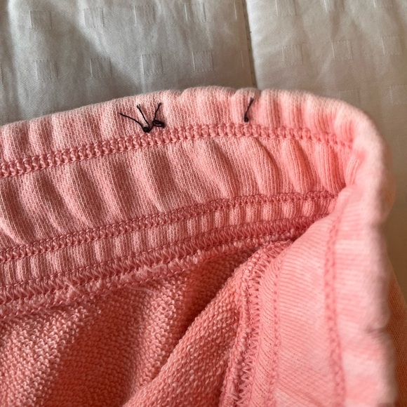 Nike Women's Pink Super Breathable Shorts M Pink - Picture 13 of 13